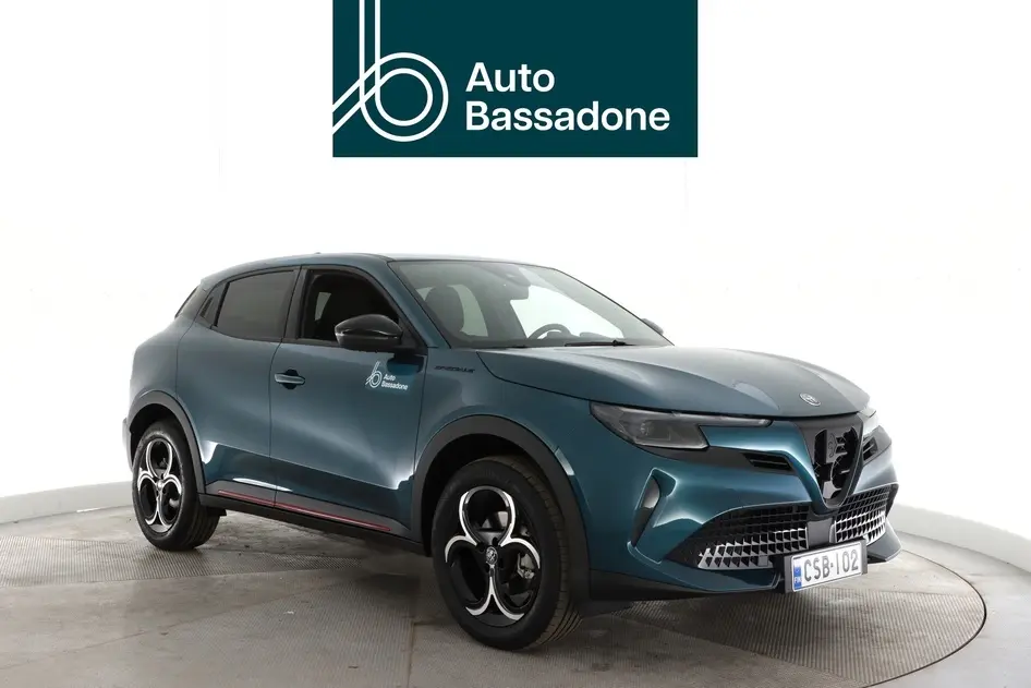 Alfa Romeo Junior, 1.2, 100 kW, hybrid, automatic, front-wheel drive
