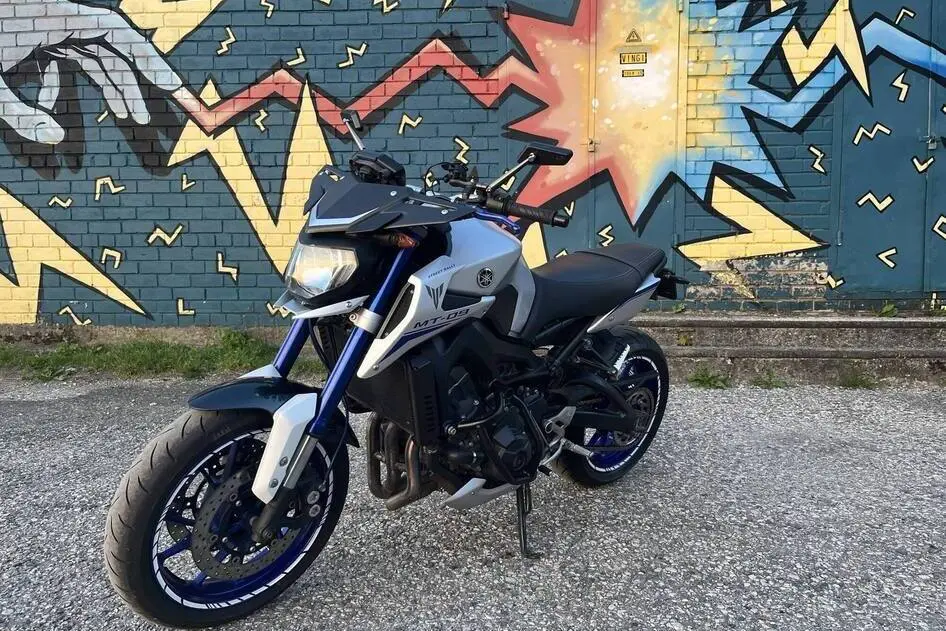 Yamaha MT-09, 0.8, 84.6 kW, petrol, manual, rear-wheel drive