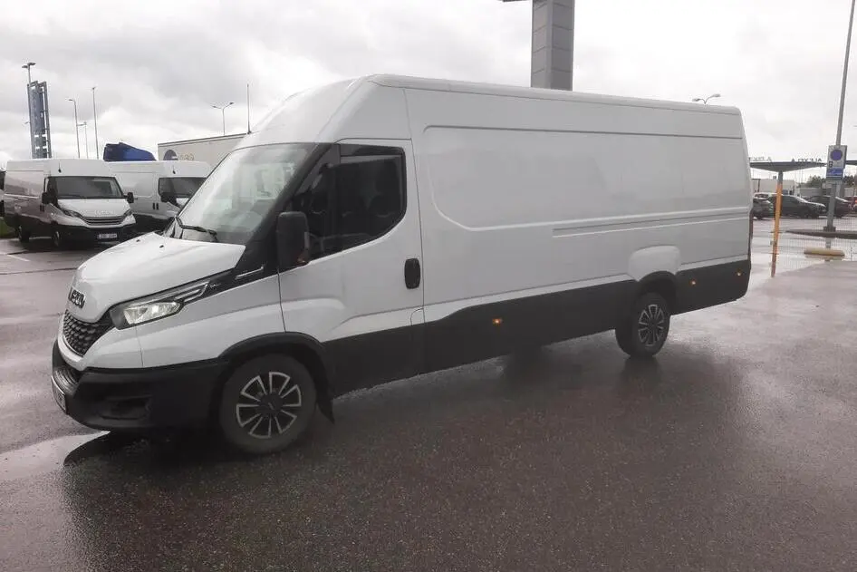 Iveco Daily, 3.0, 132 kW, diesel, automatic, rear-wheel drive