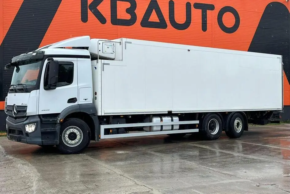 Mercedes-Benz Antos 2535 6x2*4, 260 kW, дизель, автомат