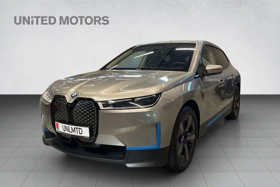 BMW iX, 240 kW, elekter, automaat, nelikvedu