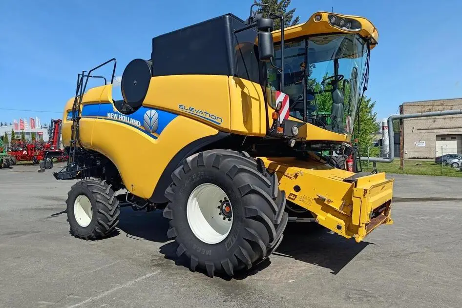 New Holland CX6090, 8.7, 220 kW, diisel, esivedu
