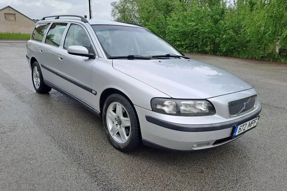 Volvo V70, 2.4, 120 kW, diisel, automaat, esivedu